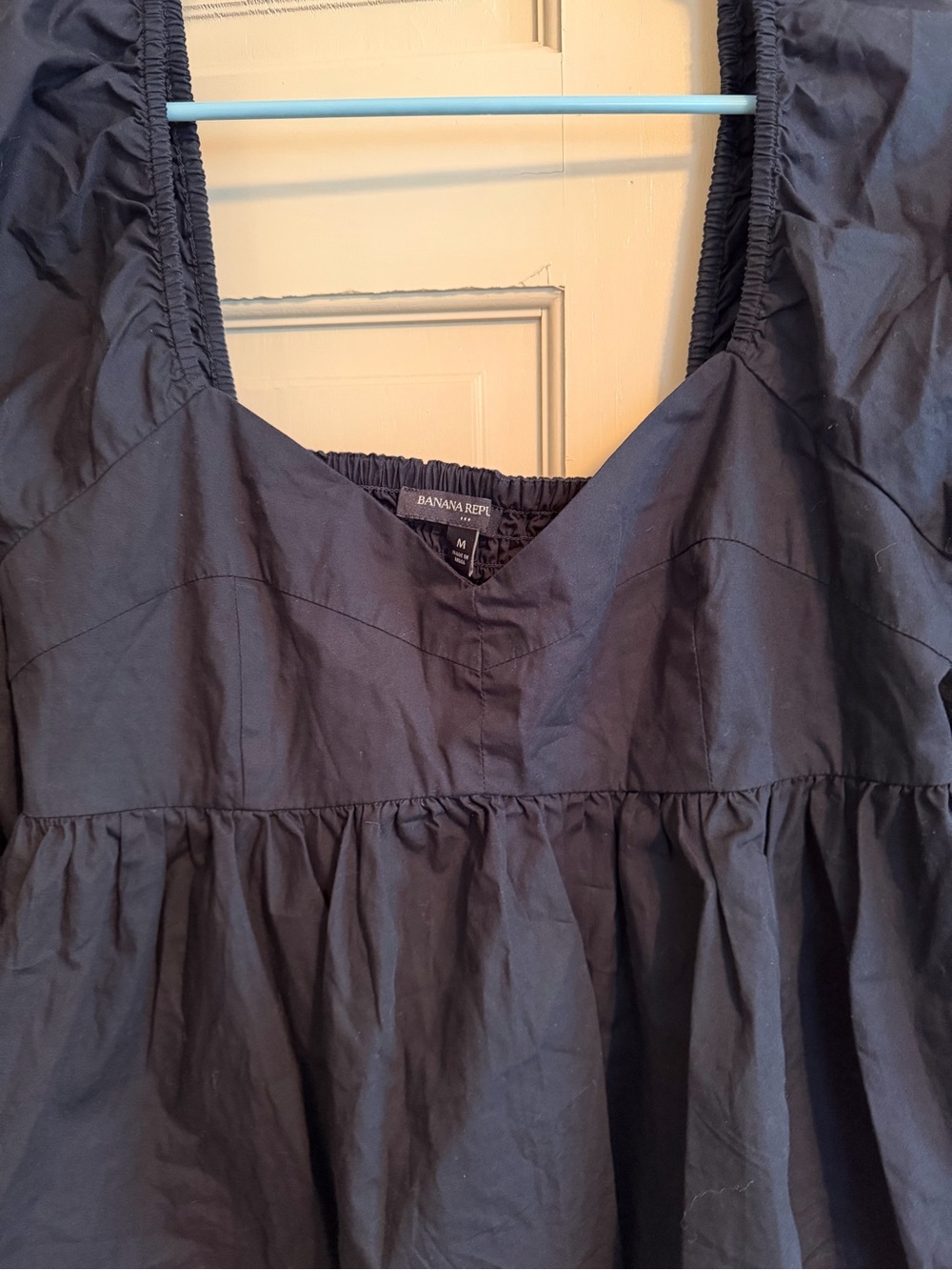 Banana Republic Black Peplum Puff-Sleeve Blouse with Sweatheart neckline - Picture 3 of 10